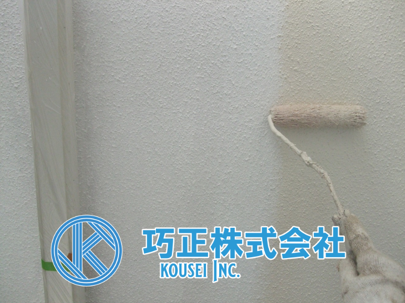 東京都八王子市で外壁の塗装を行いました。外壁中塗り　２０２３年１２月１０日